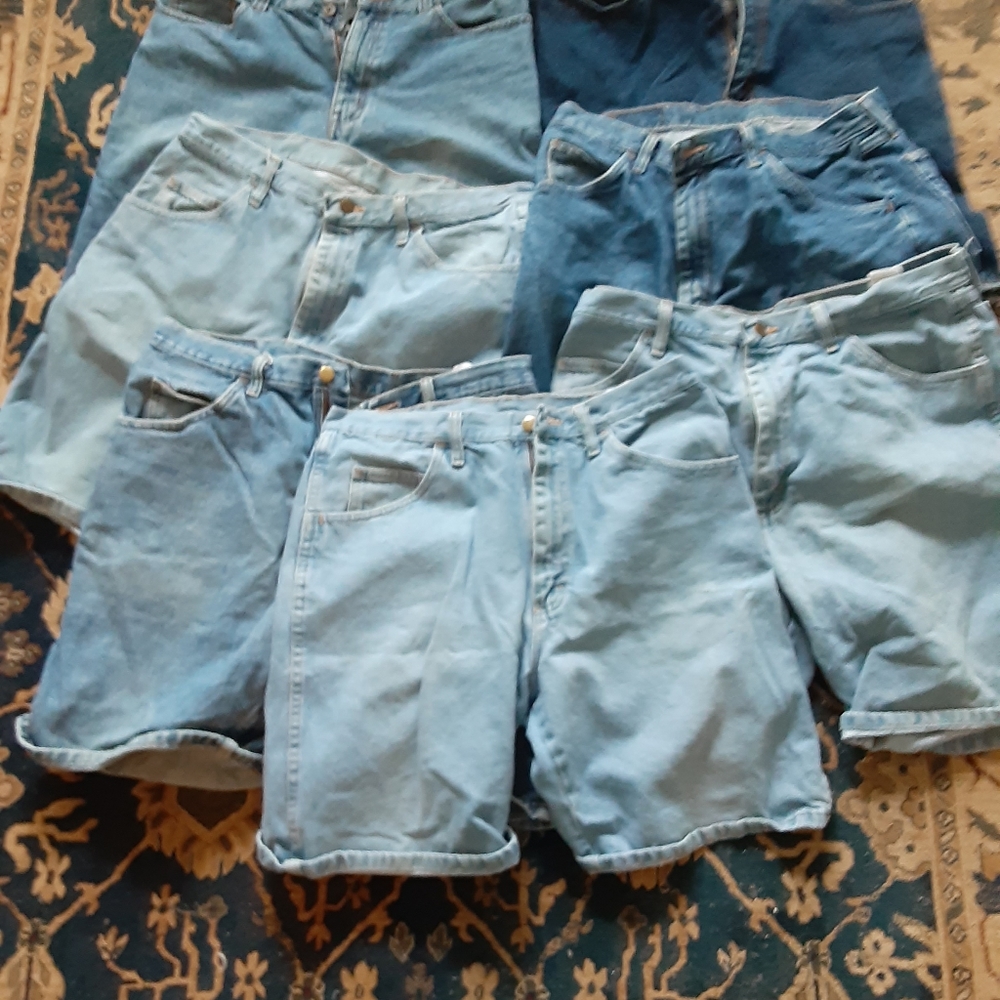 Lot of 7 Pair Mens Size 34 Wrangler Denim Shorts